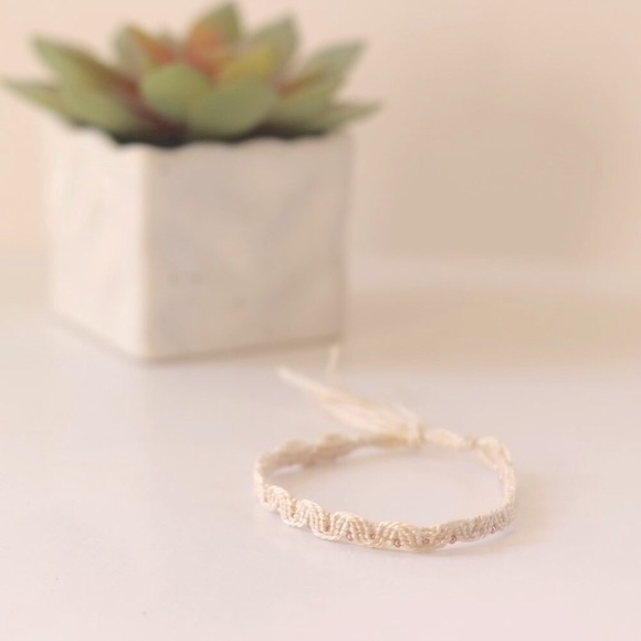 Reversible Beaded Friendship Bracelet, Beaded Bracelet NWOT - Picture 1 of 9